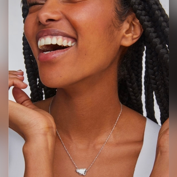 Cheer Silver Pendant Necklace - Picture 2 of 4